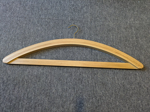 VESTMENT HANGER