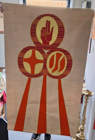 SECOND-HAND HANGING - XUPL8/3A