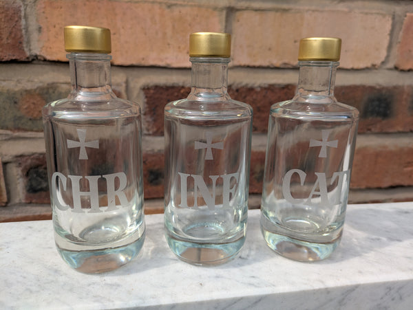 NO.4046 HOLY OIL STORES IN GLASS