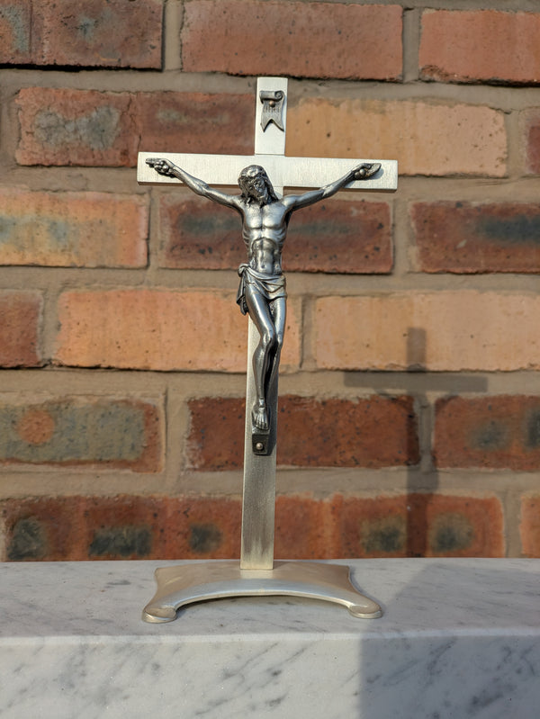 SECOND-HAND 9 3/4" HIGH STANDING CRUCIFIX - XUP542/19