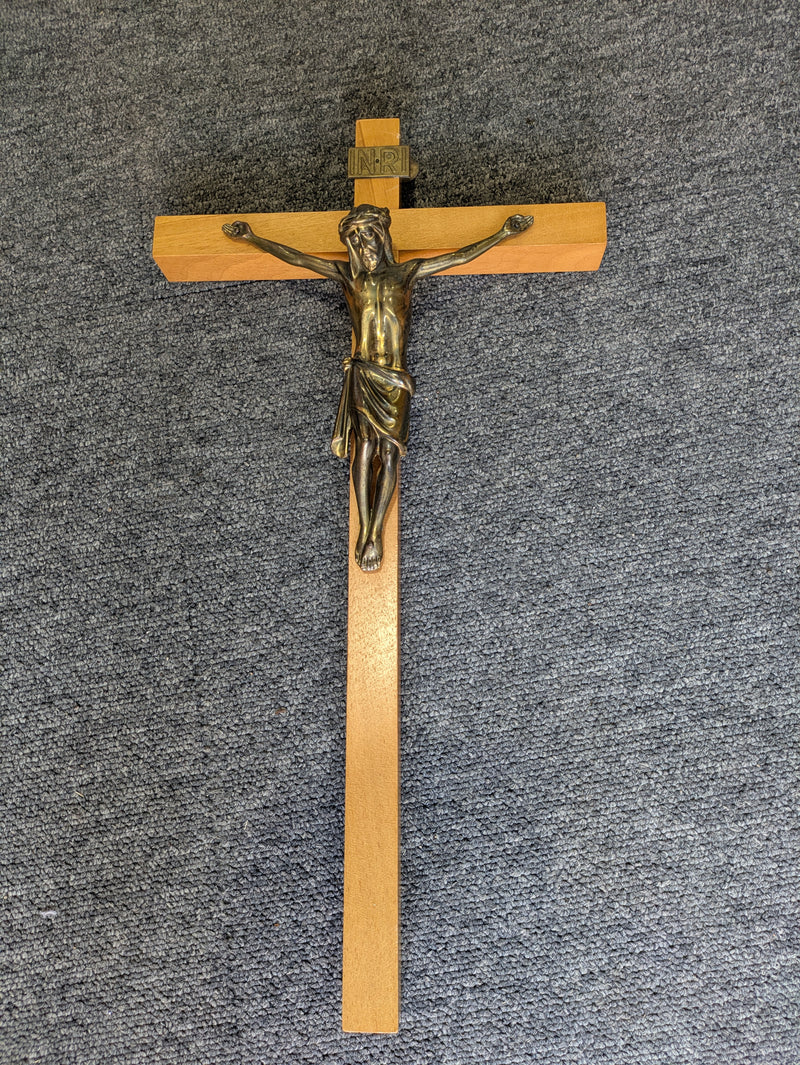 SECOND-HAND HARDWOOD CROSS - XUPE11/4