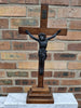 Secondhand Standing Crucifix - ref XUPK3/1C