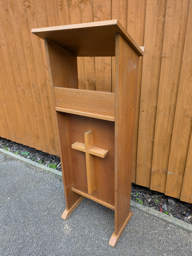 Secondhand Lectern - XUPK4/4O