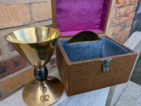 SECOND-HAND CHALICE AND PATEN - XUPK9/1K