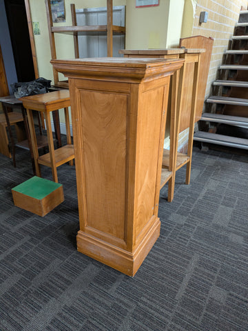 SECOND-HAND PEDESTAL - XUPL5/2C - UNDER OFFER