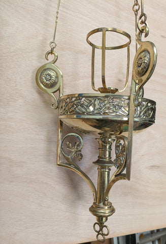 SECOND-HAND HANGING SANCTUARY LAMP - XUPL6/4D - UNDER OFFER