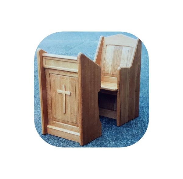 ST LUKE CLERGY DESK